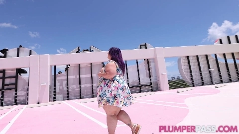 Pushing For Plush (plumperpass) - Vicky Plush