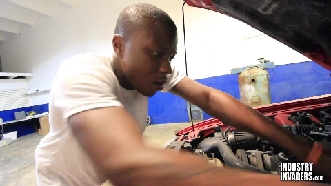 Blonde fucks her mechanic in body shop - Valerie White