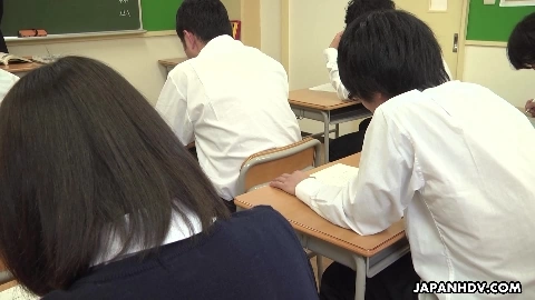 Sexy Schoolgirl Gets a Facial at School - Tomoyo Isumi