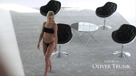 Cherry Kiss Oliver Trunk - Giving In To Temptation