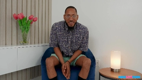Dads on Set Part 1: Sex Moves Competition - Cubbi Thompson
