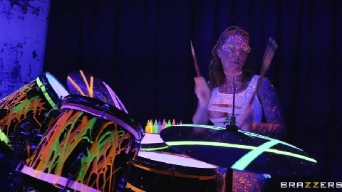 Felicity Feline Bang The Drummer - BrazzersExxtra