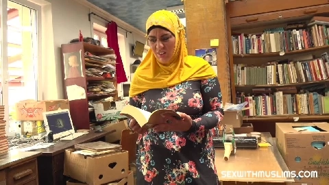 Bookstore owner fucks a happy muslim milf