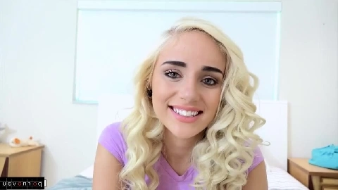 Tiny Spinner Takes it Deep in HD - Naomi Woods
