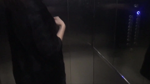 Juicy Milf Sucked Me In The Elevator And - Hungry Kitty