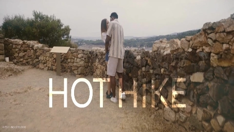 FrolicMe - Rebecca Volpetti - Hot Hike
