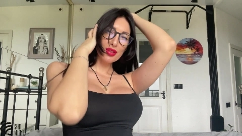 Secretary with big tits - Liza Virgin