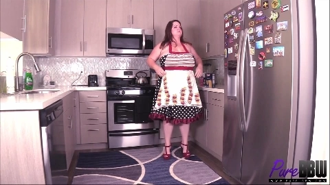 Busty Housewife Gets Fucked In Her Kitchen - Danica Danali